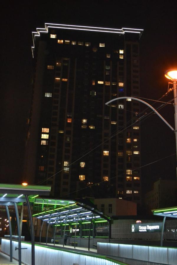 In The Sky Apartment Kiev Luaran gambar